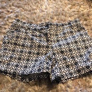 Women’s Dressbarn shorts, black and cream medium